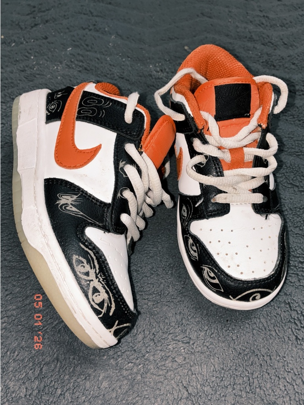 Jordan Black & Light Blue Retro Low-Top Sneakers - Picture 8 of 9